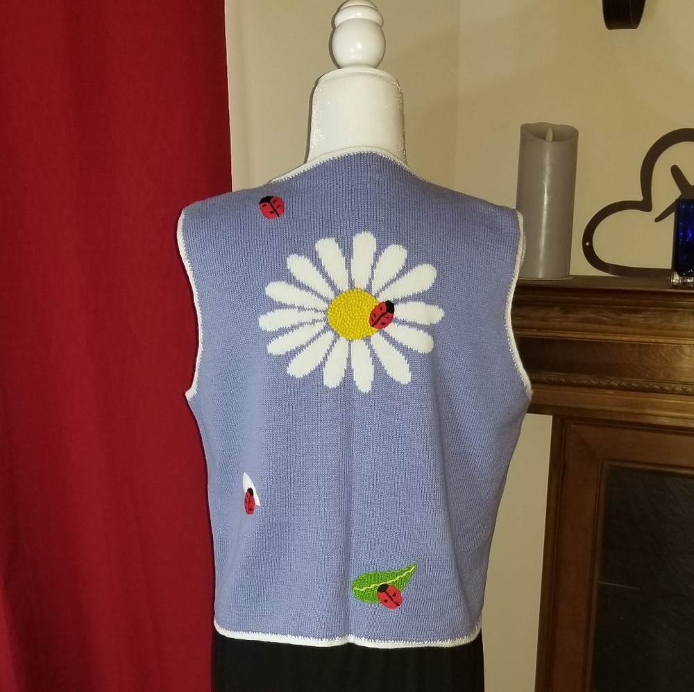 Vest - Picture 2 of 2